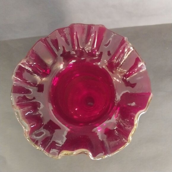 Ruby Red Amberina Glass Vase GLOWS Antique Vintage Ruffled Top - Picture 3 of 10